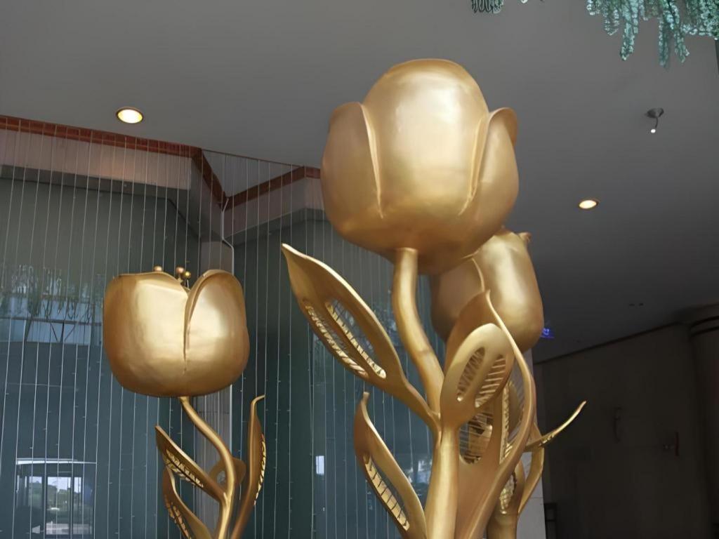 Excemon Beach Hotel Beihai Bagian luar foto