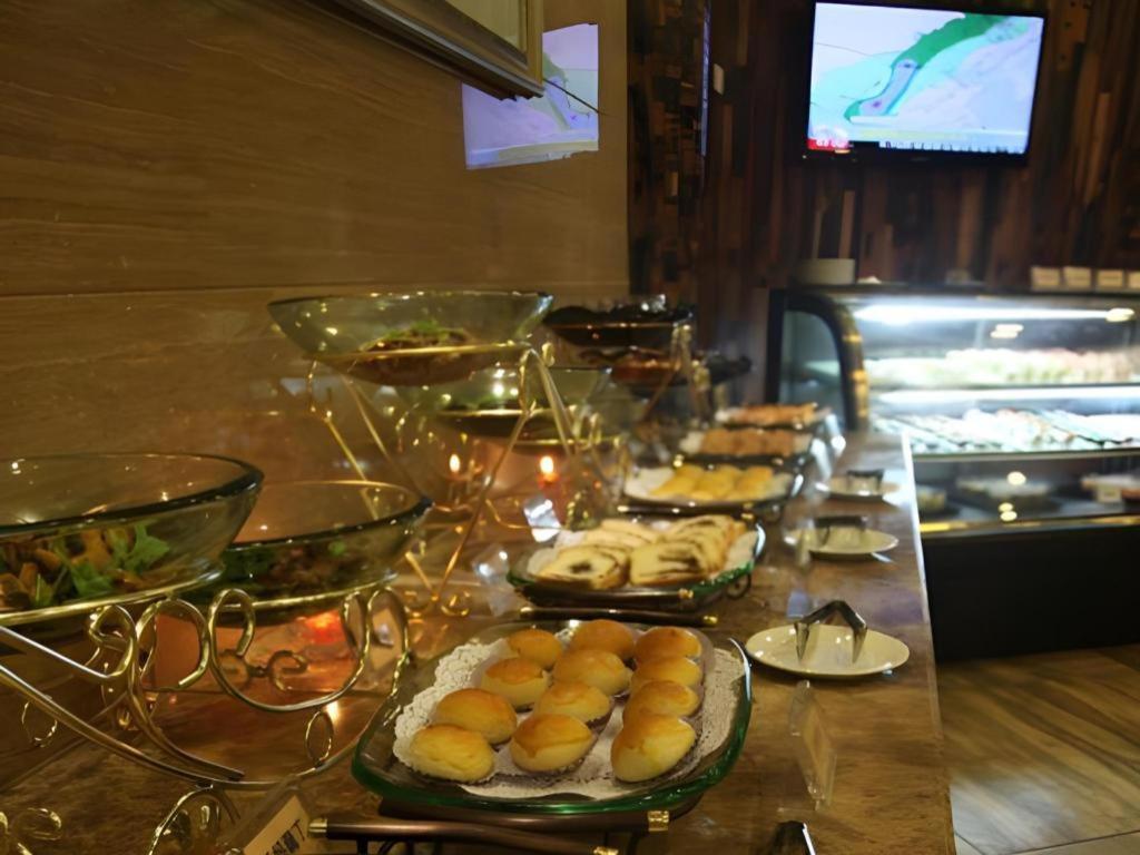 Excemon Beach Hotel Beihai Bagian luar foto